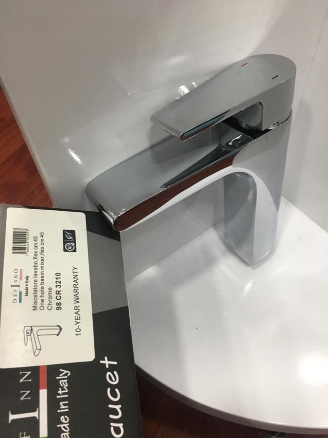 Definno basin mixer